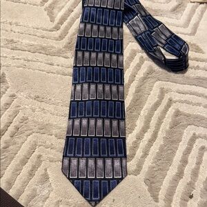 Mosaic Stylish Blue and Gray Men's Tie silk